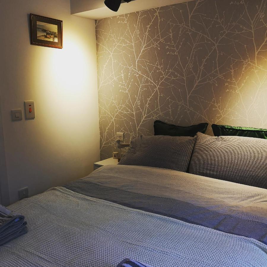 Beside The Bay Apartman Millport Kültér fotó
